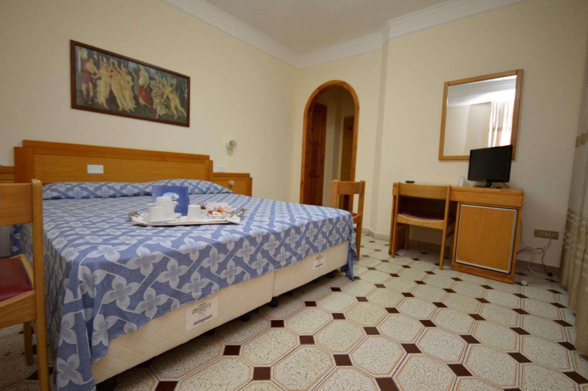 Hotel Residence Il Gabbiano Ciro Marina Phòng bức ảnh